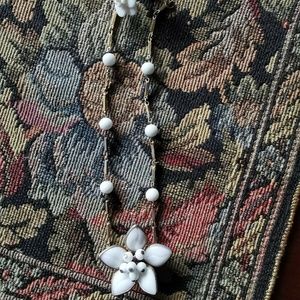 Vintage Poured Glass Necklace 14" White Beads&Flow